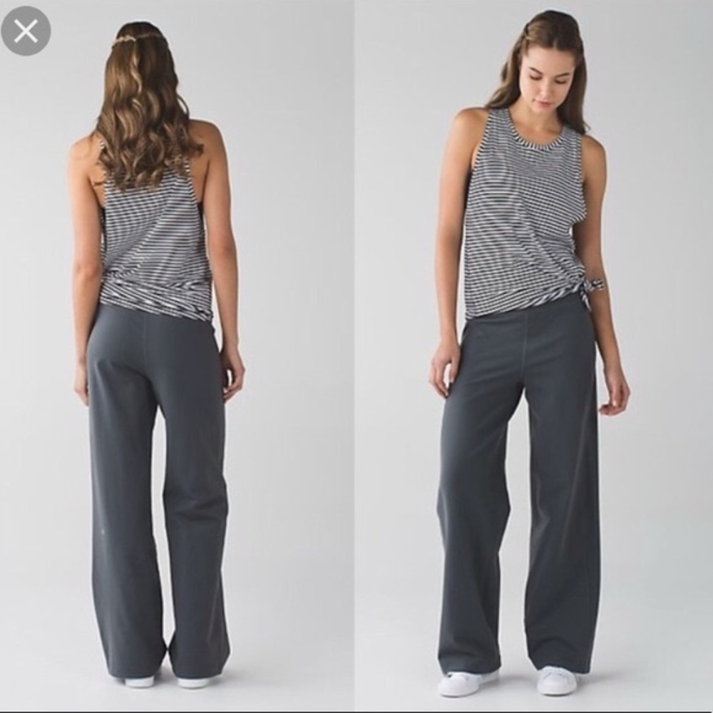 650. Lululemon athletica Sit in Stillness Pant size 4 nwt dark slate gray